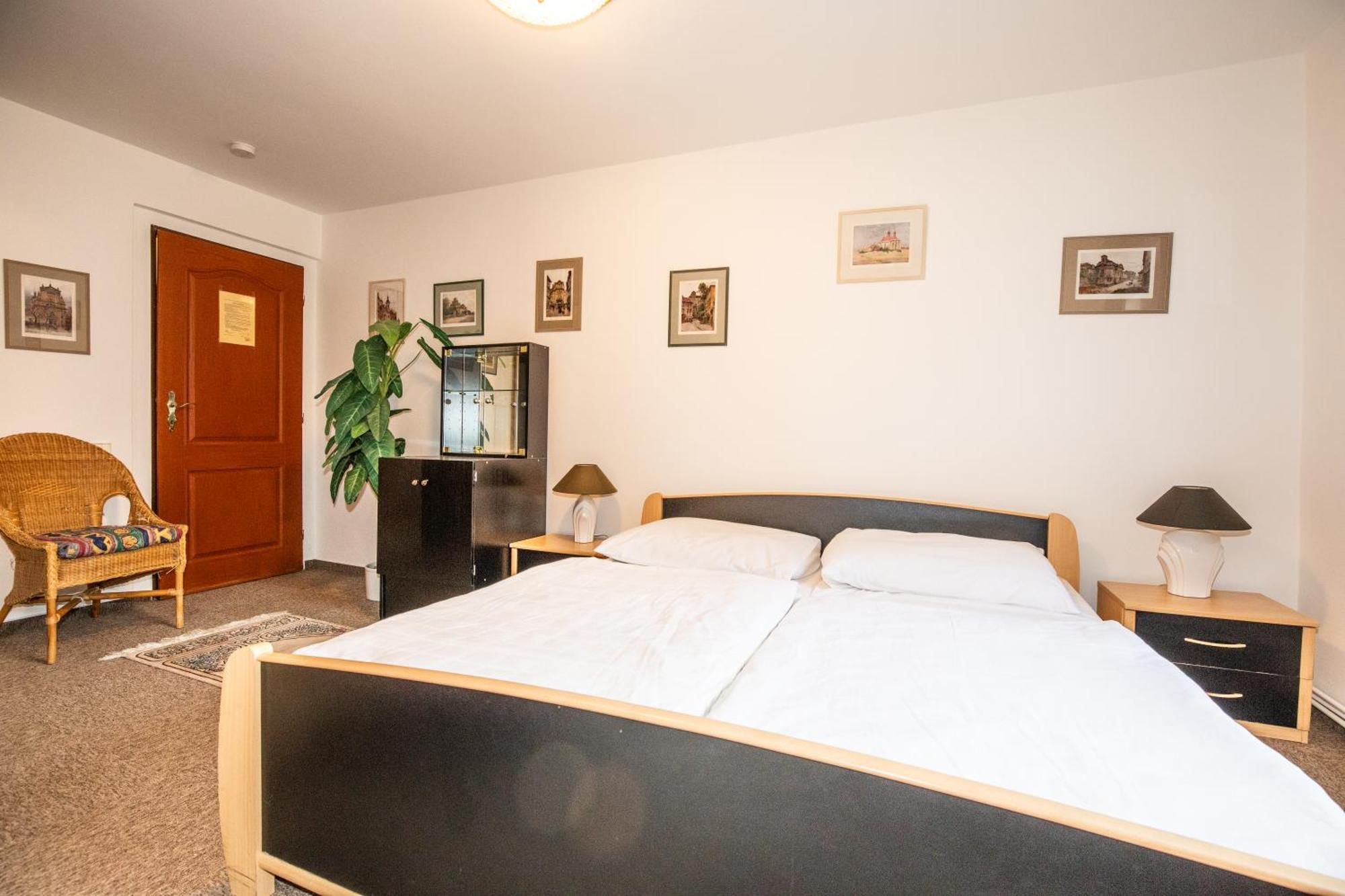 Resort U Jelena Křivoklát Zimmer foto