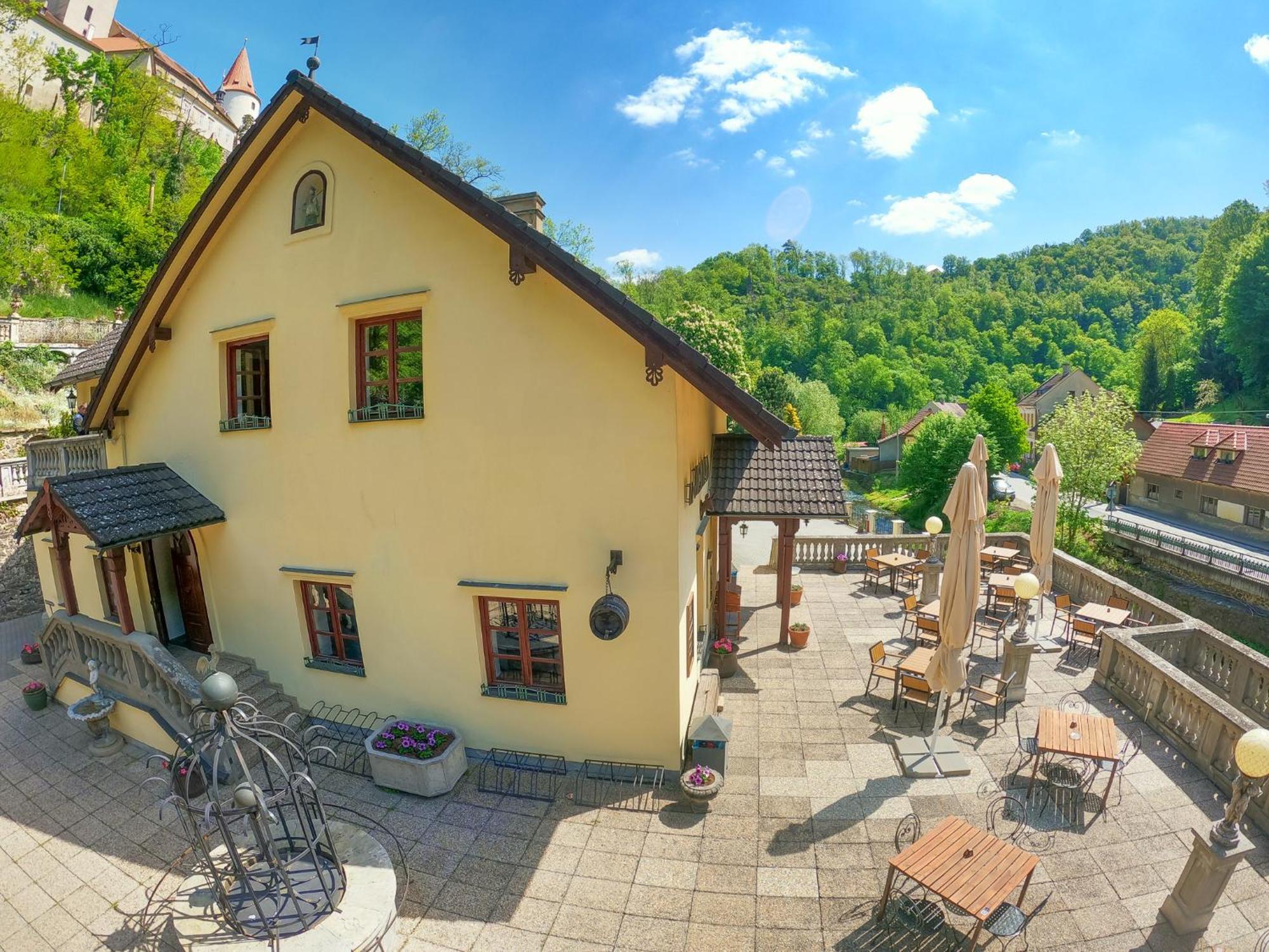 Resort U Jelena Křivoklát Exterior foto