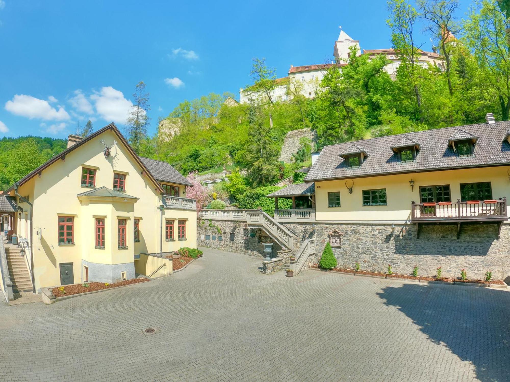 Resort U Jelena Křivoklát Exterior foto